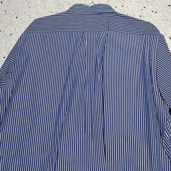 Mens Brooks Brothers seersucker shirt - Picture 5 of 5